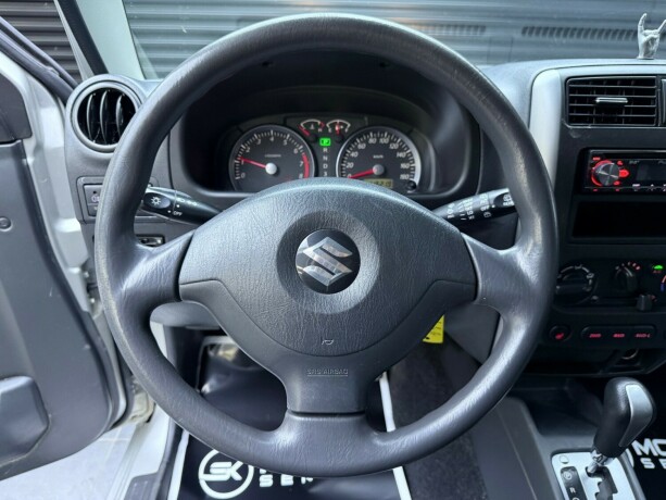 suzuki-jimny-bensin-2008-big-11