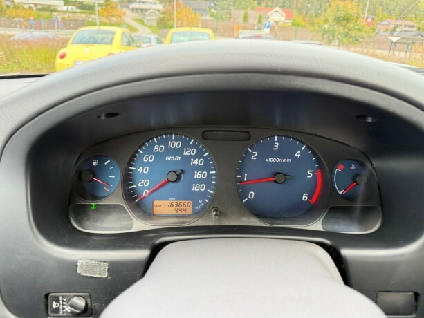 nissan-king-cab-diesel-2009-big-22