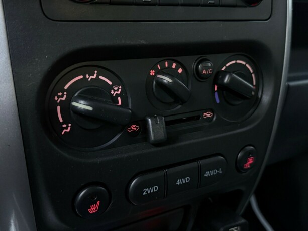 suzuki-jimny-bensin-2005-big-15
