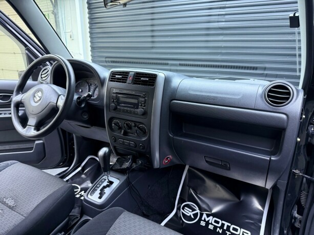 suzuki-jimny-bensin-2005-big-10