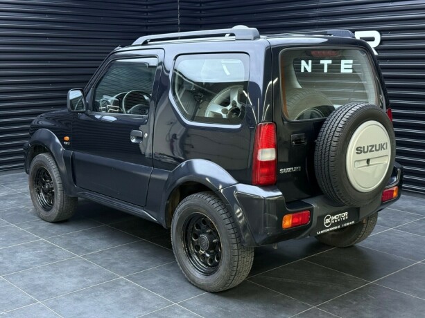 suzuki-jimny-bensin-2005-big-1
