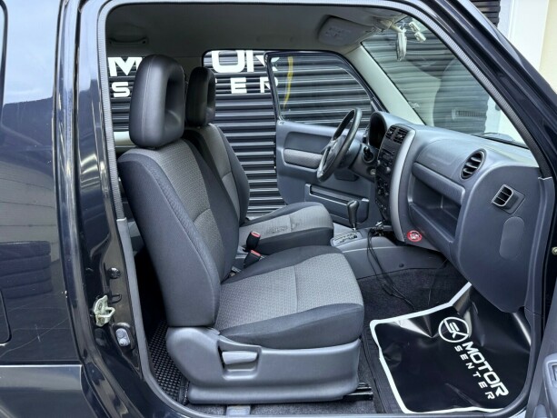 suzuki-jimny-bensin-2005-big-20