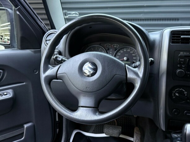 suzuki-jimny-bensin-2005-big-11
