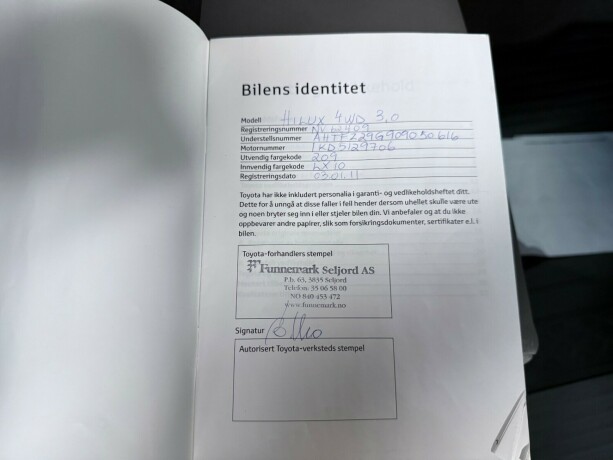 toyota-hilux-diesel-2011-big-37