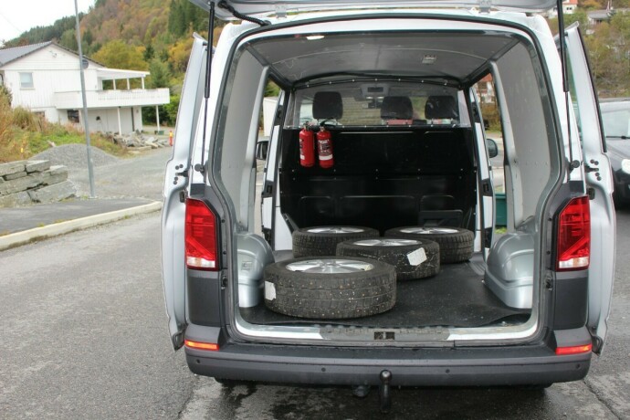 volkswagen-transporter-diesel-2020-big-6