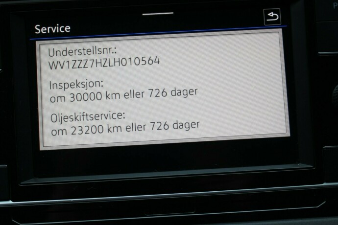 volkswagen-transporter-diesel-2020-big-15