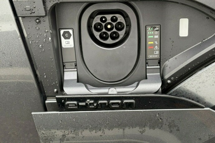 audi-sq8-e-tron-elektrisitet-2024-big-13