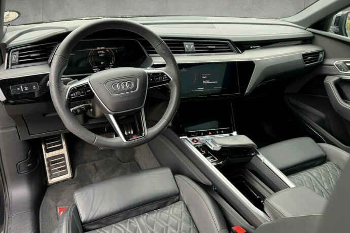 audi-sq8-e-tron-elektrisitet-2024-big-16