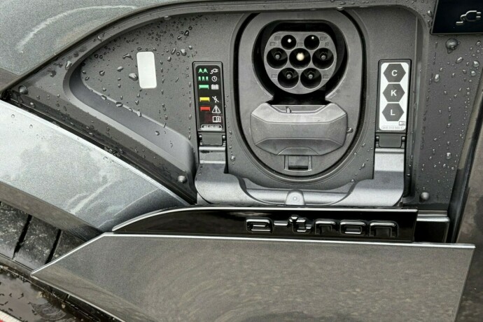 audi-sq8-e-tron-elektrisitet-2024-big-12