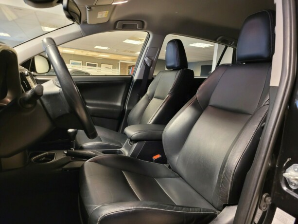 toyota-rav4-elektrisitetbensin-2016-big-20