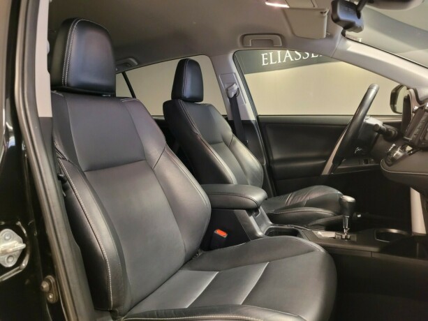 toyota-rav4-elektrisitetbensin-2016-big-11