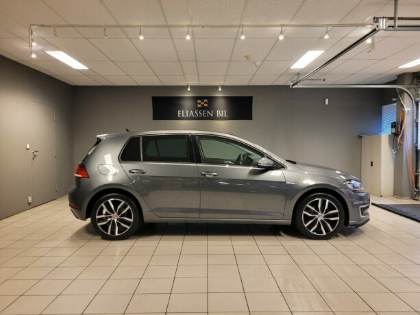 volkswagen-golf-elektrisitet-2019-big-2