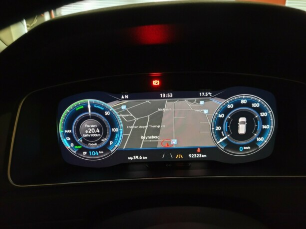 volkswagen-golf-elektrisitet-2019-big-22