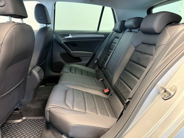 volkswagen-golf-elektrisitet-2020-big-16
