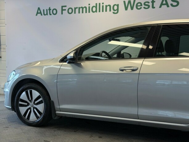 volkswagen-golf-elektrisitet-2020-big-7