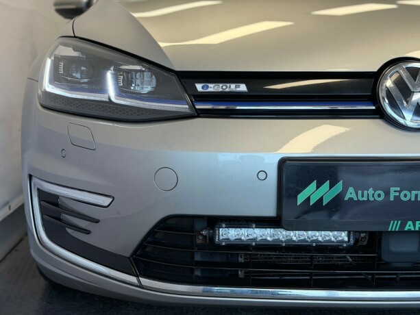volkswagen-golf-elektrisitet-2020-big-27