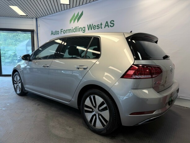 volkswagen-golf-elektrisitet-2020-big-5