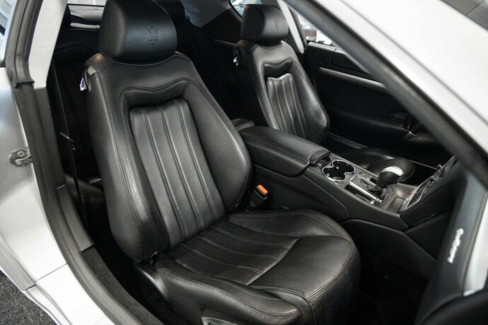 maserati-granturismo-bensin-2009-big-7