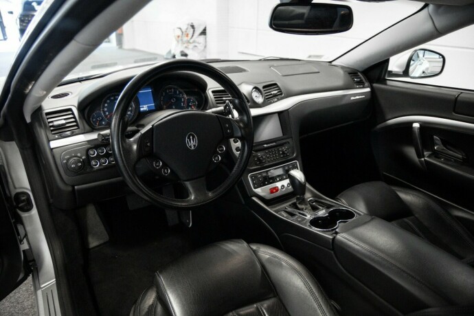 maserati-granturismo-bensin-2009-big-5