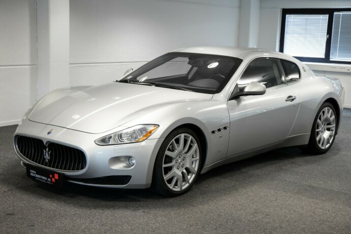maserati-granturismo-bensin-2009-big-0
