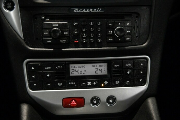 maserati-granturismo-bensin-2009-big-13