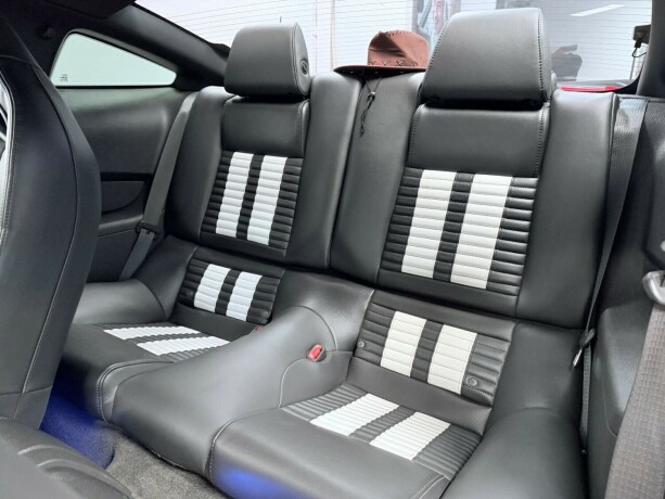ford-mustang-bensin-2012-big-18