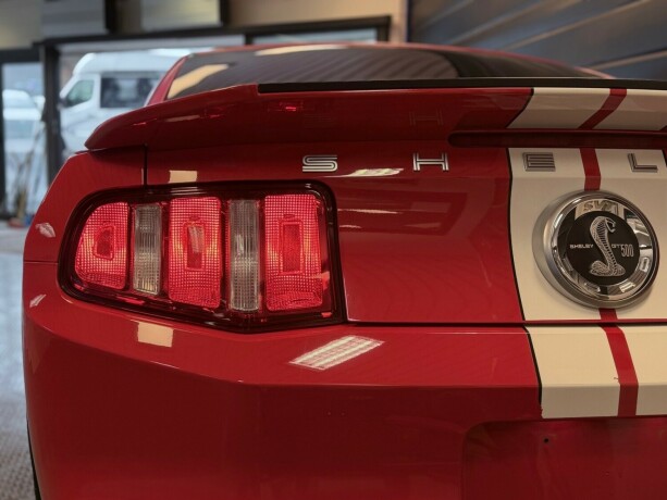 ford-mustang-bensin-2012-big-33