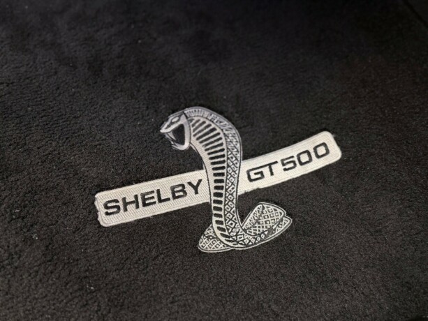 ford-mustang-bensin-2012-big-31