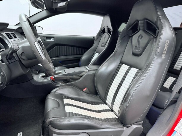 ford-mustang-bensin-2012-big-13