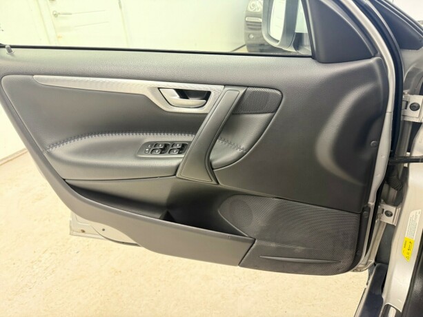 volvo-xc-70-diesel-2007-big-27