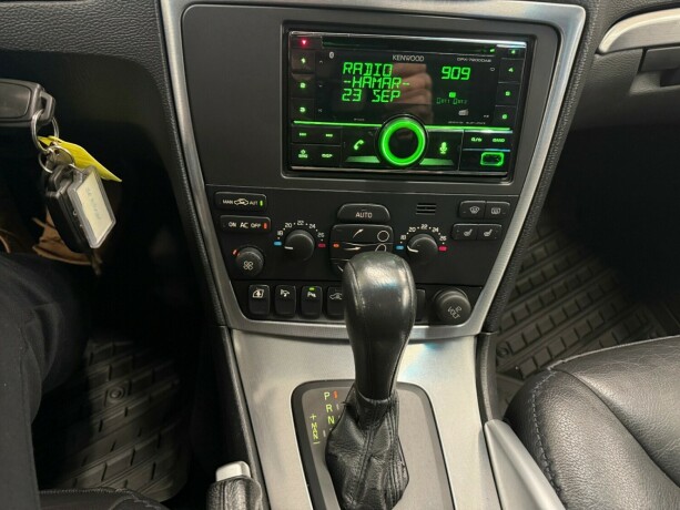 volvo-xc-70-diesel-2007-big-14