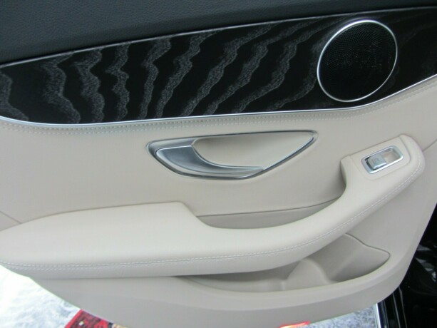 mercedes-benz-c-klasse-bensin-2016-big-25