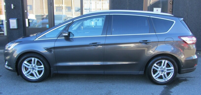 ford-s-max-diesel-2016-big-2