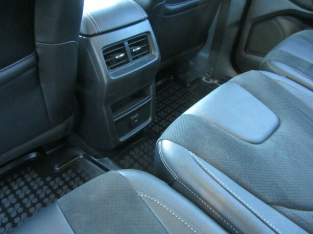ford-s-max-diesel-2016-big-27