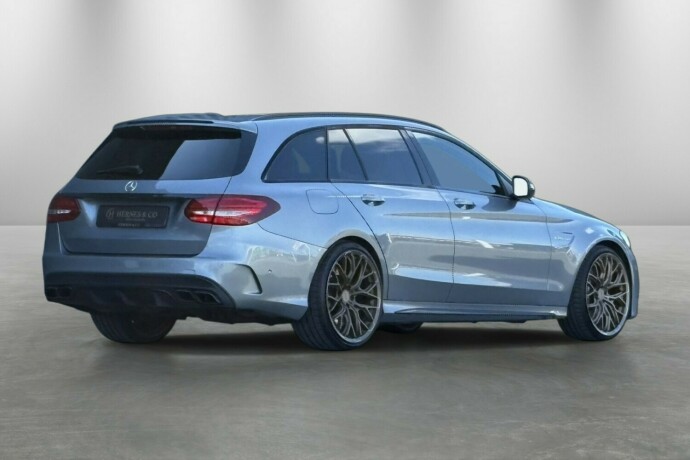 mercedes-benz-c-klasse-bensin-2016-big-4