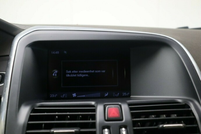 volvo-xc-60-diesel-2012-big-31