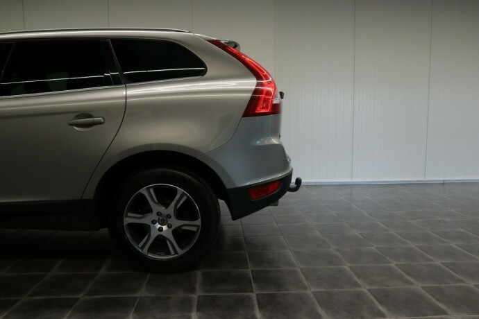 volvo-xc-60-diesel-2012-big-7