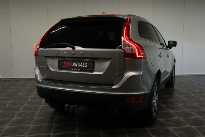 volvo-xc-60-diesel-2012-big-3