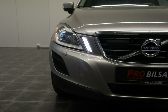 volvo-xc-60-diesel-2012-big-8
