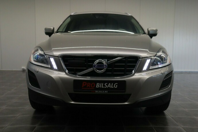 volvo-xc-60-diesel-2012-big-10