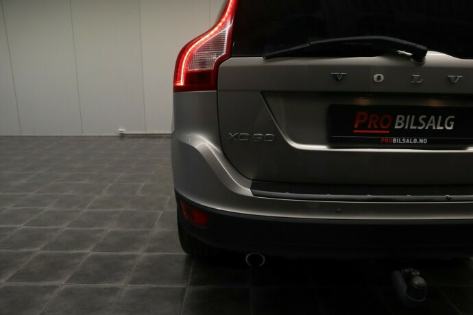 volvo-xc-60-diesel-2012-big-12
