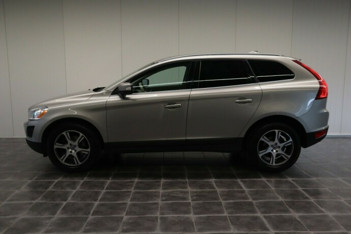 volvo-xc-60-diesel-2012-big-5