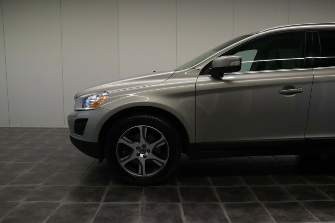 volvo-xc-60-diesel-2012-big-6