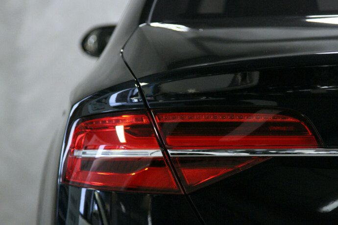 audi-a8-bensin-2016-big-36