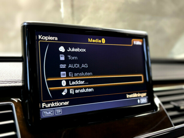 audi-a8-bensin-2016-big-15