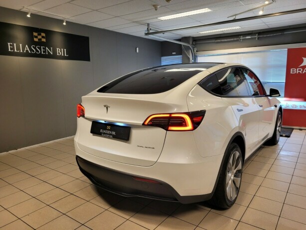 tesla-model-y-elektrisitet-2023-big-4