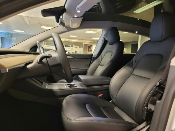 tesla-model-y-elektrisitet-2023-big-21