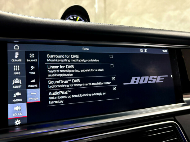 porsche-panamera-elektrisitetbensin-2018-big-17