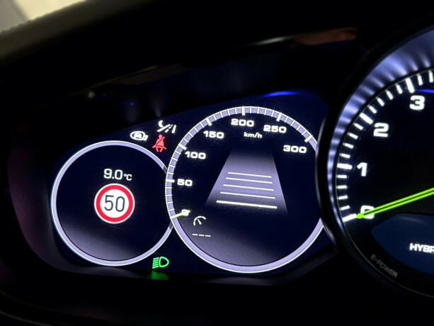 porsche-panamera-elektrisitetbensin-2018-big-32