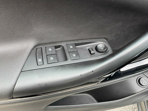 opel-astra-bensin-2017-big-19
